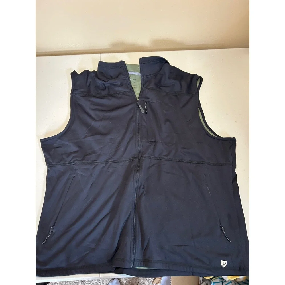 Cremieux Men's Performance Vest Black Exterior, green interior size XXL